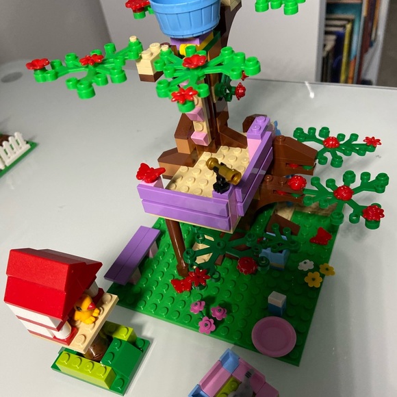 Lego Olivia’s treehouse - Picture 3 of 5